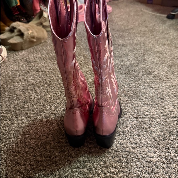 Lulu's Shiny Pink Heeled Boots - Picture 3 of 5